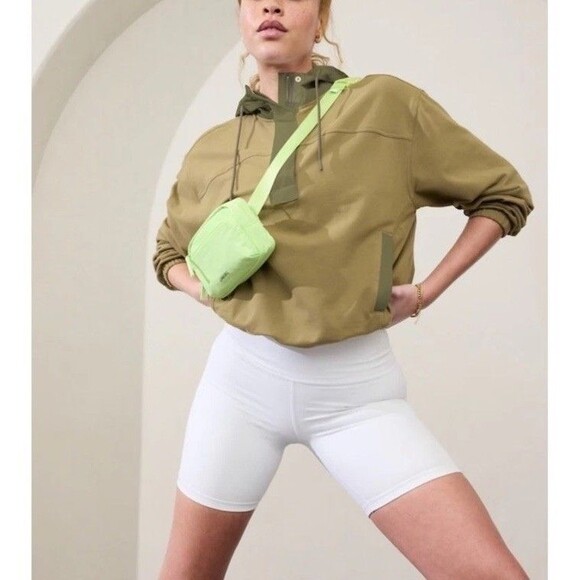 Athleta All About Crossbody Belt Bag Lime Green Power Of She Running Walking Gym - Picture 3 of 9